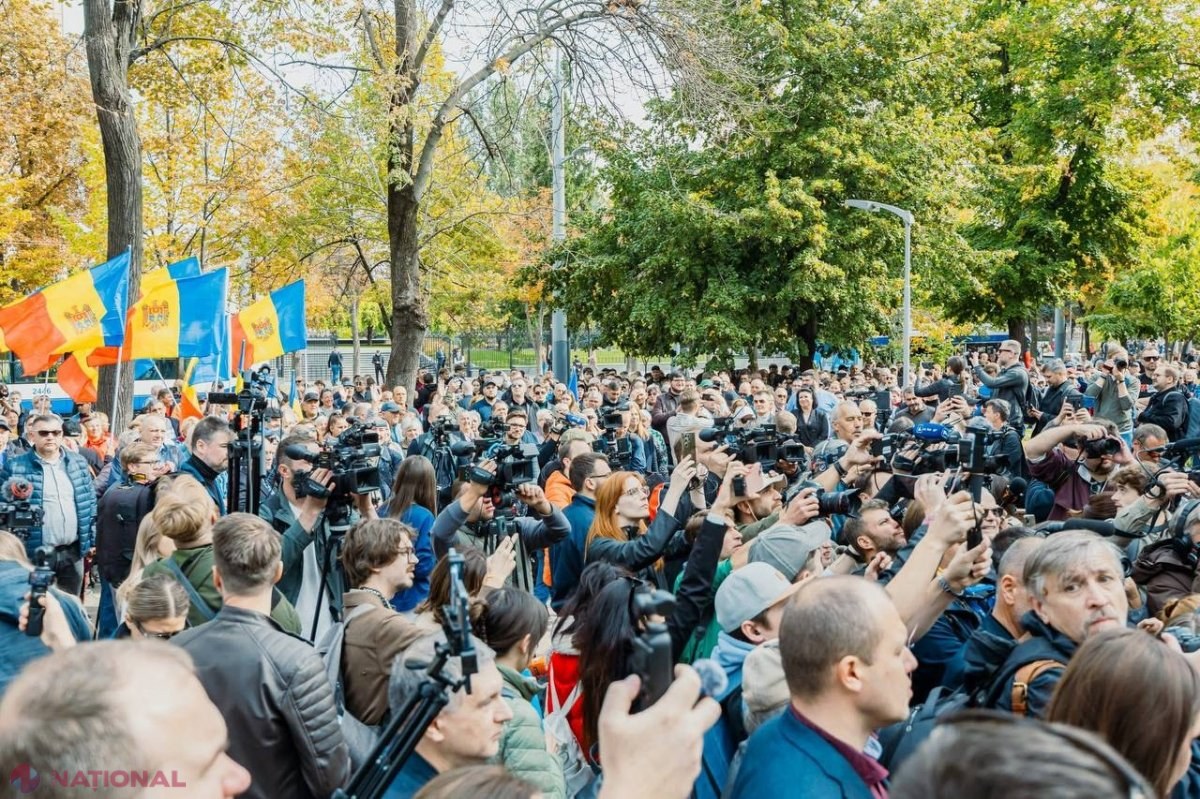 Așa-zisul bloc patriotic se DESTRAMĂ? La mitingul de „amploare” anunțat au participat în jur de 200 de oameni și a durat ZECE minute. Socialistul, după ce PAS și-a asigurat din nou MAJORITATEA parlamentară: „Poporul se trezește”