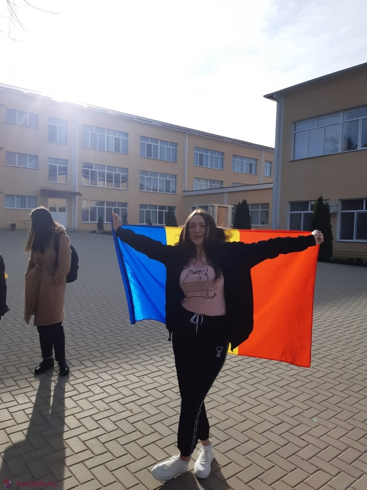 VIDEO, FOTO // Cărpineni a sărbătorit cu MÂNDRIE 105 ani de la Unirea Basarabiei cu România. Doi dintre DEPUTAȚII Sfatului Țării care au spus DA Unirii de la 1918 sunt originari din Cărpineni. „Noi spunem și astăzi DA UNIRII”