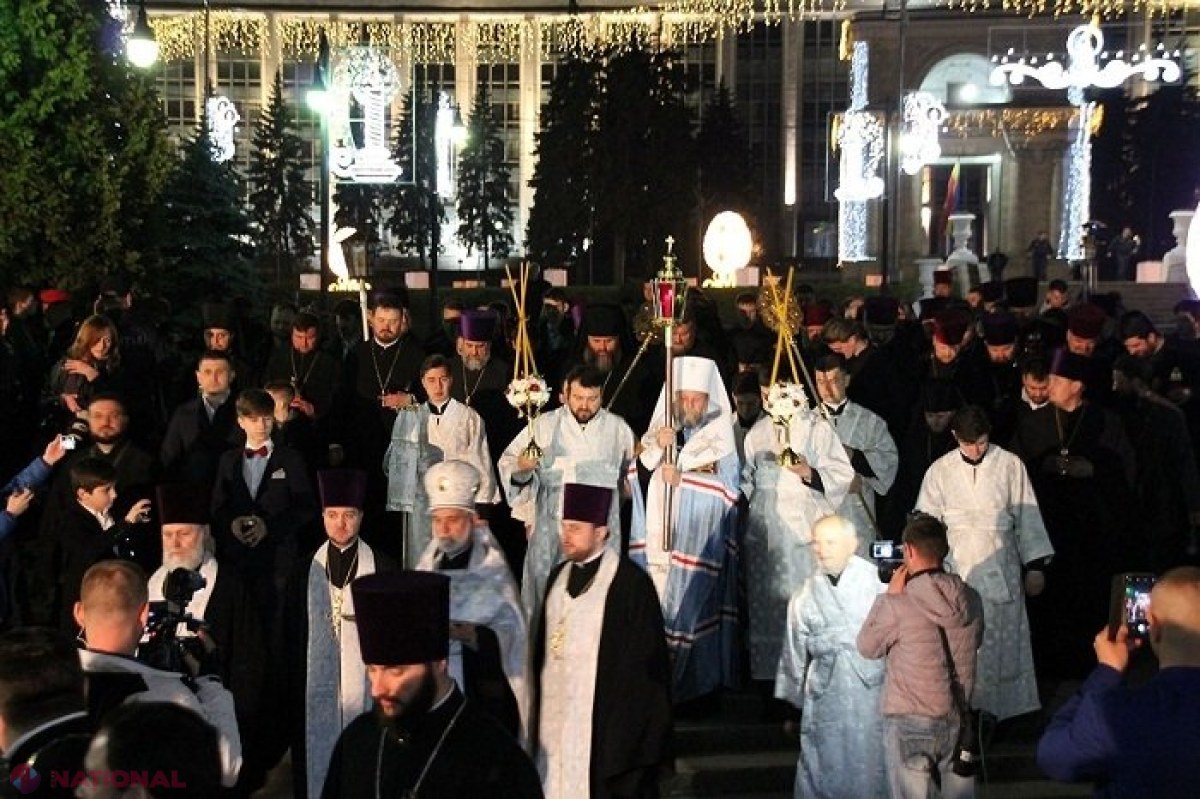 Teolog originar din Iași, despre aducerea luminii de la Ierusalim: „Doar pentru impresia maselor”