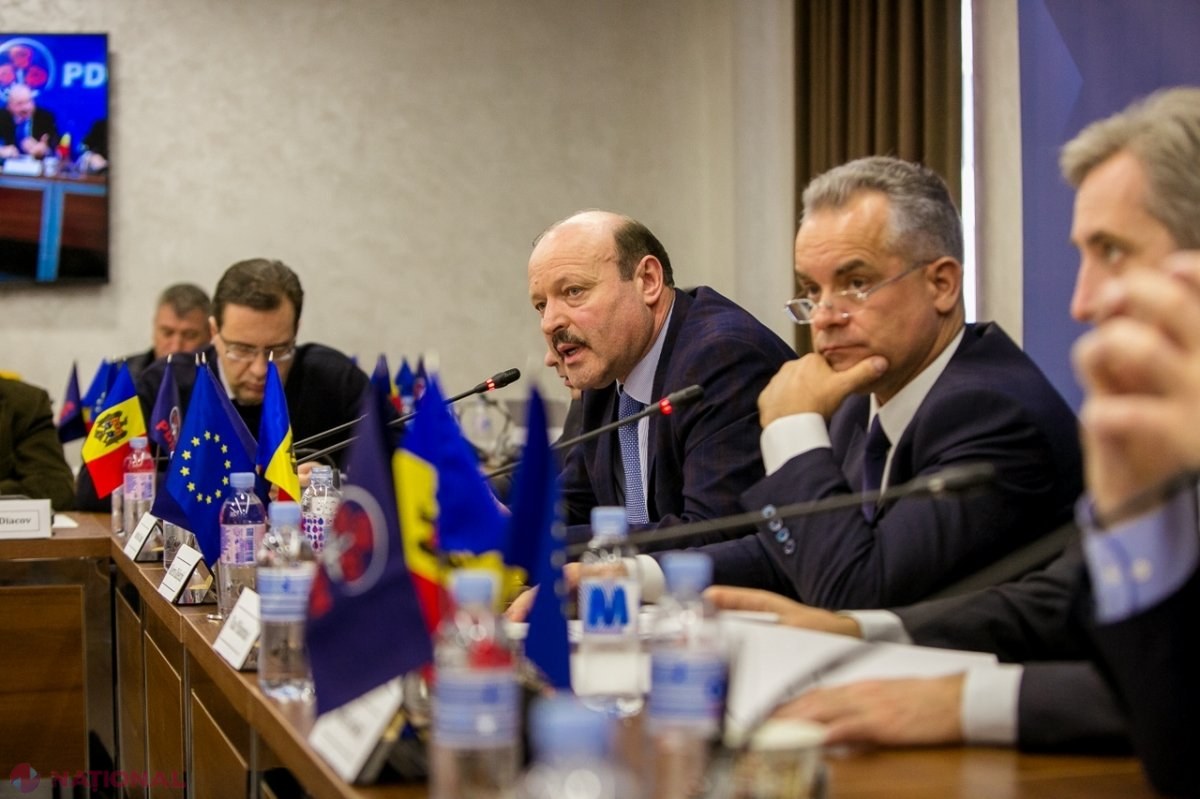 FOTO // Coaliția de guvernare s-a reunit astăzi în ședință la noul sediul al PD. DECIZIILE luate