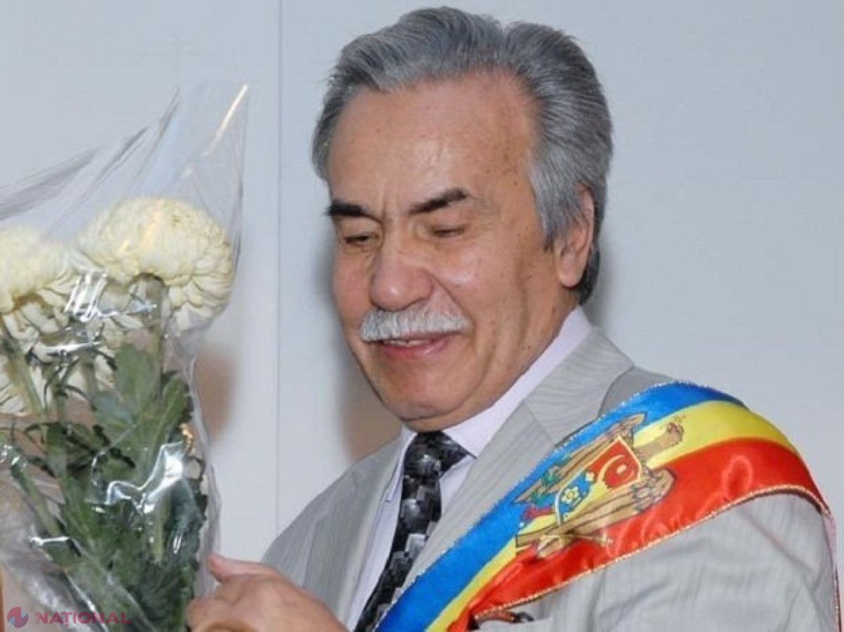 Explicația Primăriei Chișinău: De ce bustul lui Dumitru Matcovschi NU a fost inaugurat de Hramul capitalei, așa cum a fost anunțat inițial. Lucrarea este gata, dar nu a avut cine construi postamentul