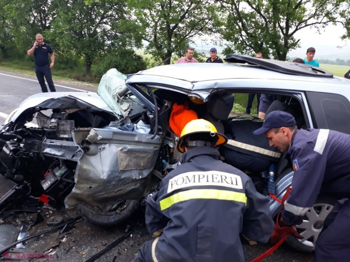 VIDEO // Accident TERIBIL lângă Bugeac: O persoană a decedat pe loc, iar o femeie și un copil au ajuns la spital