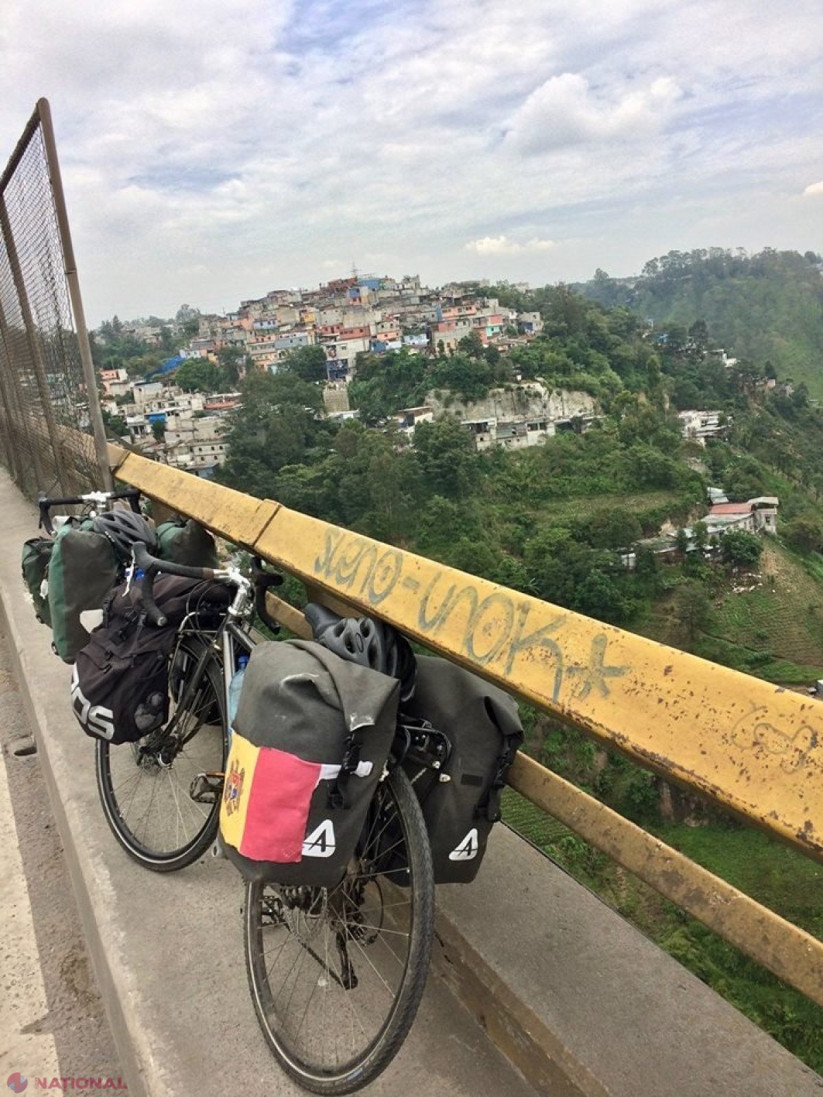AVENTURĂ // Tânăra originară din R. Moldova care a străbătut ȘAPTE state dintre cele două Americi pe BICICLETĂ și a cheltuit câte cinci dolari pe zi
