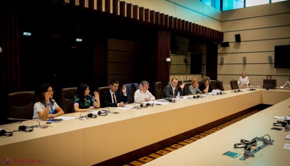 Parlamentarii au revenit din VACANȚĂ, iar joi are loc prima ședință plenară din sesiunea de toamnă 2023: Proiectele de legi de pe ordinea de zi 