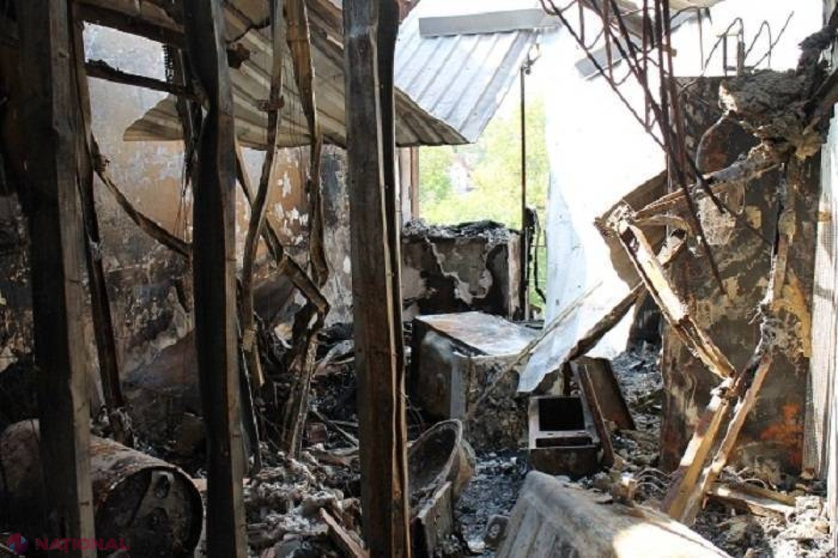 Autoritățile au găsit CAUZA izbucnirii incendiului care a făcut scrum o mansardă cu 28 de apartamente