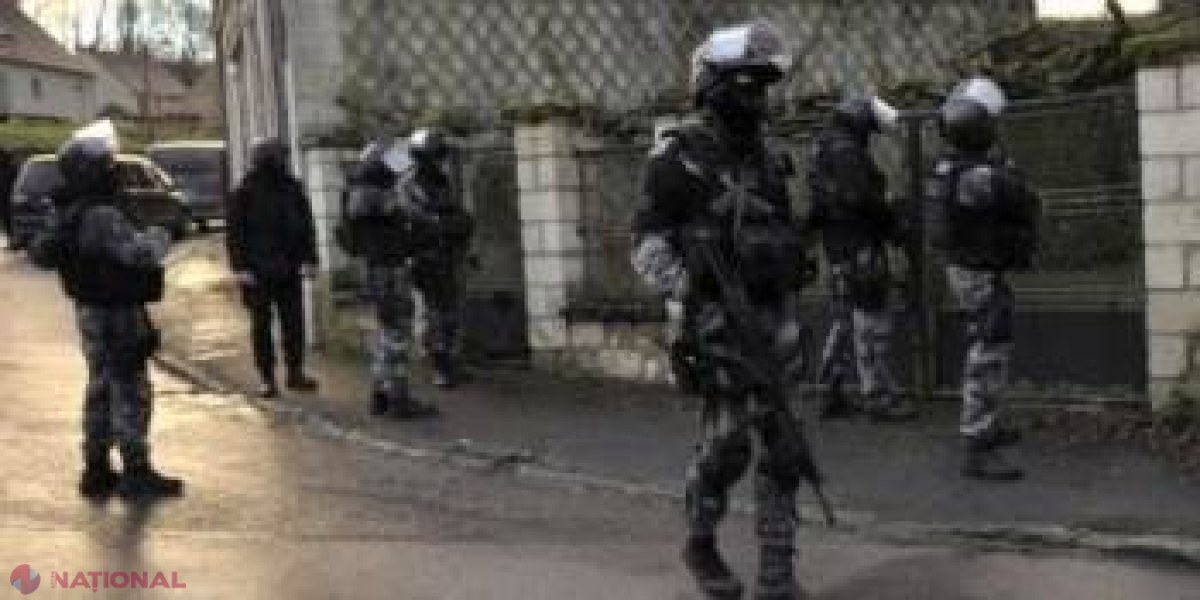 S-a SINUCIS după ce a început ancheta de la Charlie Hebdo