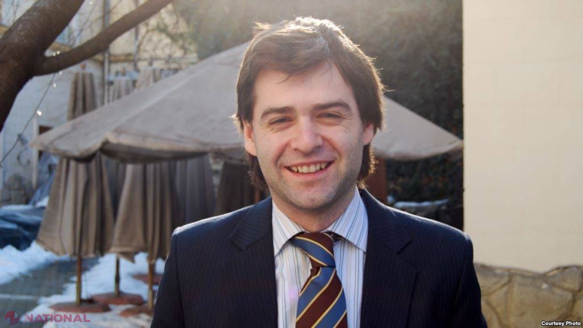 Mai mulţi oficiali de la Chişinău vor primi MEDALII pentru contribuţia la liberalizarea regimului de vize cu UE