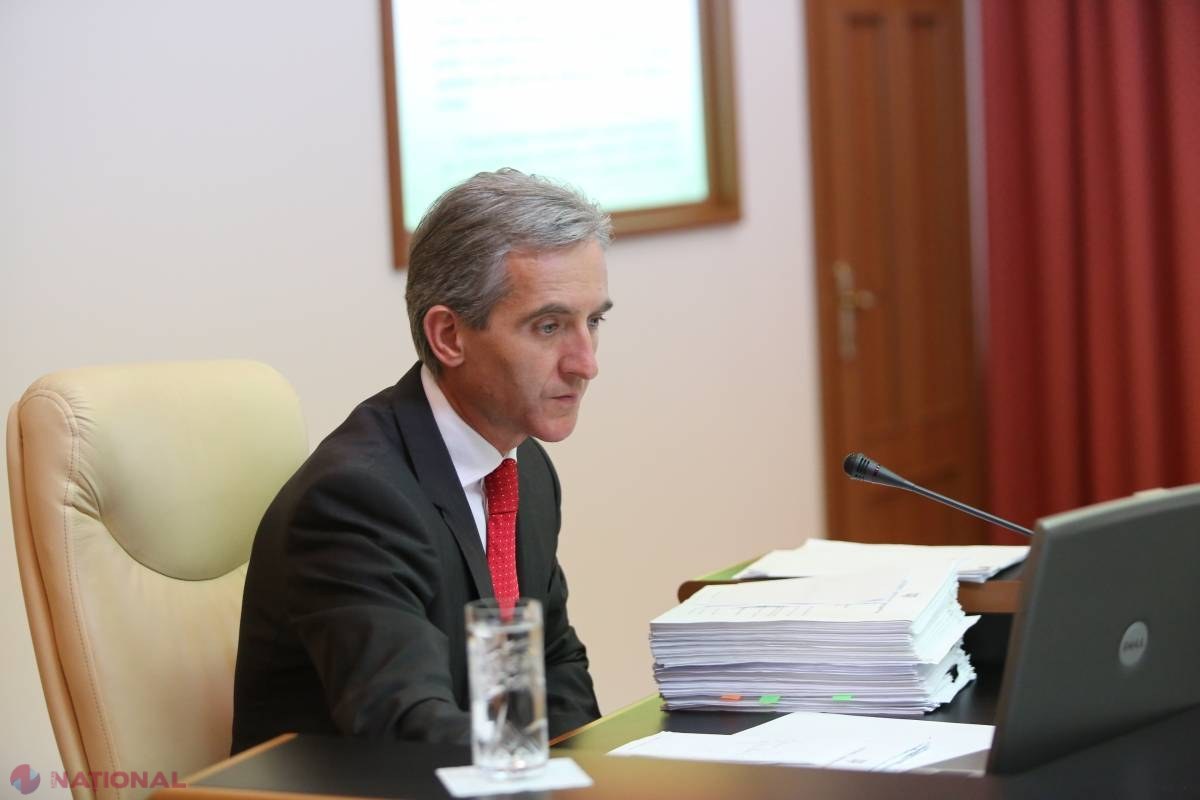Leancă către PEDAGOGI: „Tatăl meu a însurit la 30 de ani. Știu ce presupune munca de profesor” 