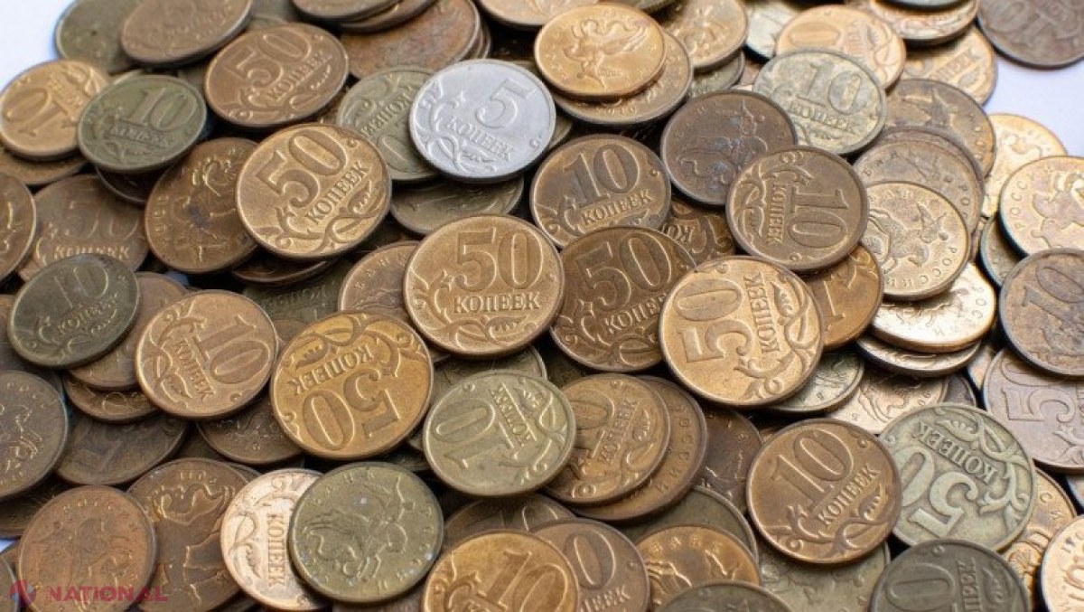 Rubla e din nou în picaj, după ce banca centrală a Rusiei a renunțat la câteva măsuri dure pentru controlul monedei
