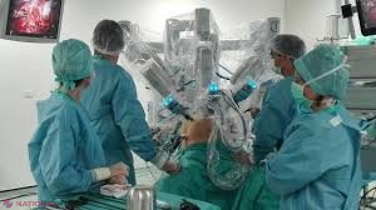 PREMIERĂ // Cancer tratat cu robotul Da Vinci
