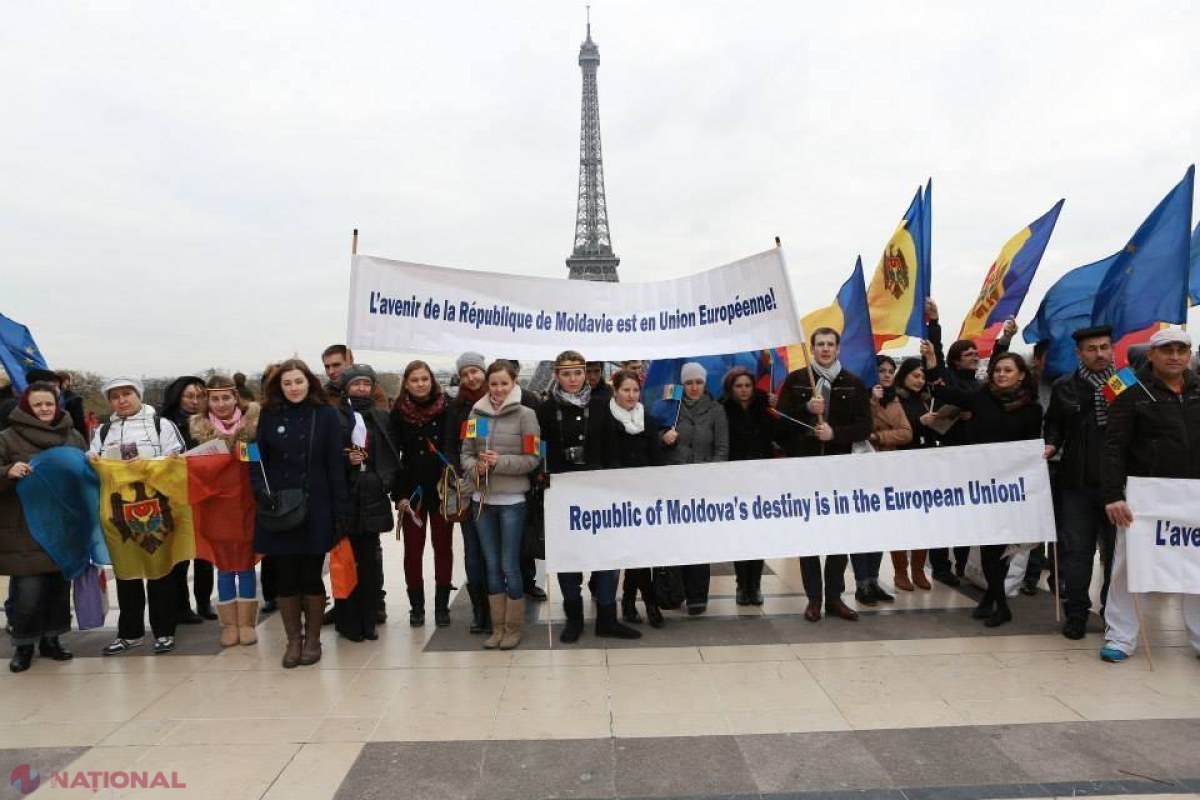 FOTO // Europa ZGUDUITĂ de mesaje în susținerea integrării europene a R. Moldova