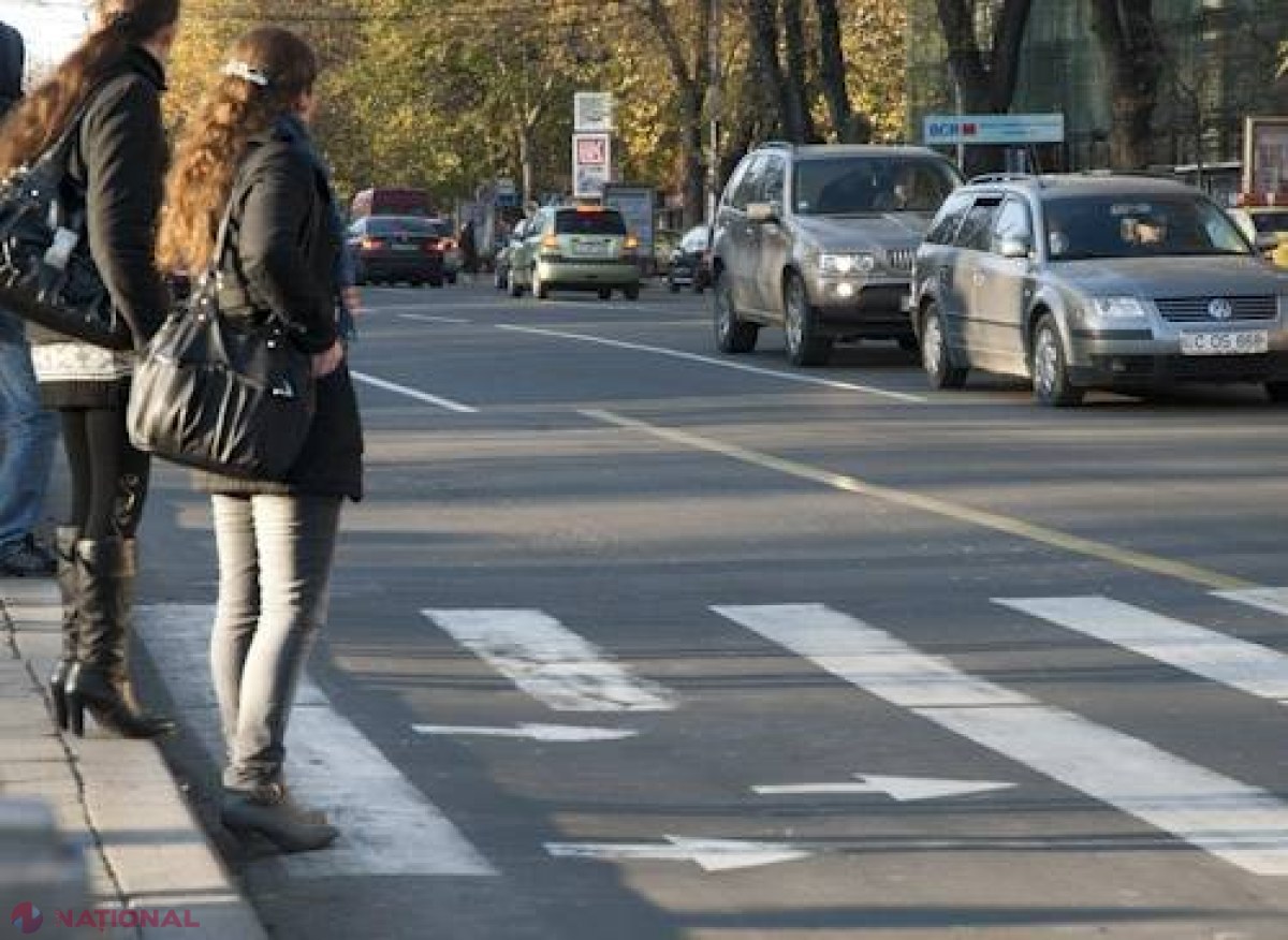 CHIȘINĂU: Un automobil LEXUS a lovit o TÂNĂRĂ