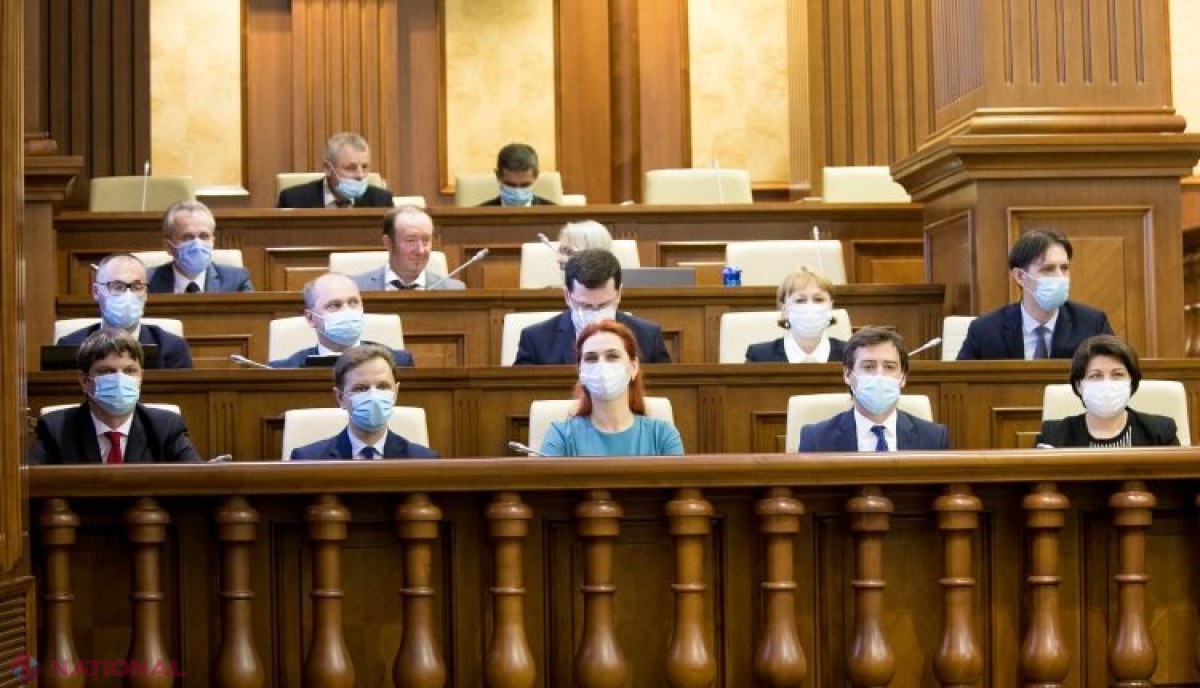 VIDEO, UPDATE // Cabinetul Gavrilița, învestit cu 61 de voturi în Parlament. „Programul vremurilor bune va duce R. Moldova mai aproape de integrarea europeană”
