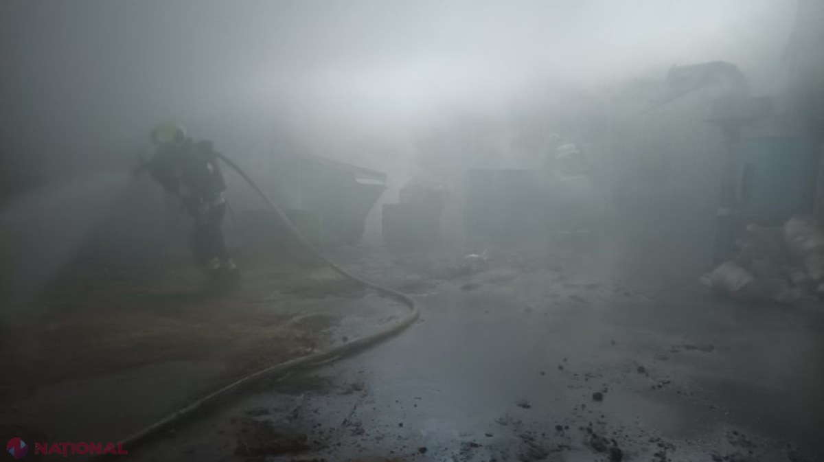 Incendiu la Micăuți: Pompierii salvează utilajele și materia primă după o intervenție rapidă în raionul Strășeni