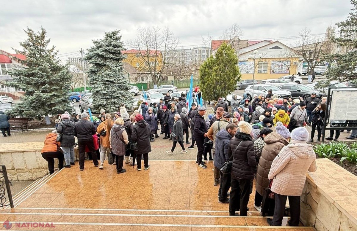 Protest la Comrat: Sute de oameni cer eliberarea guvernatoarei Evghenia Guțul, acuzând dictatura autorităților din Chișinău