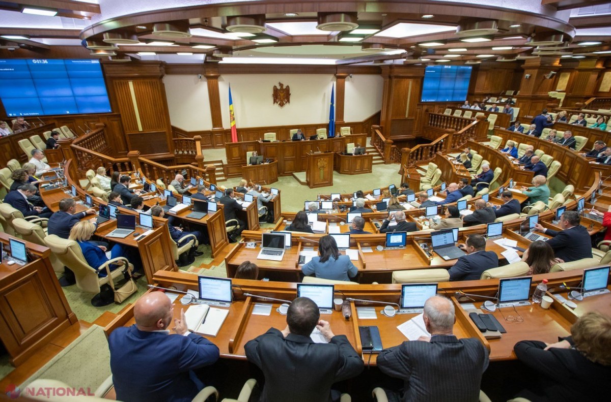 Parlamentul se reunește joi pentru a dezbate noi inițiative legislative privind documentele de călătorie și reformele în justiție