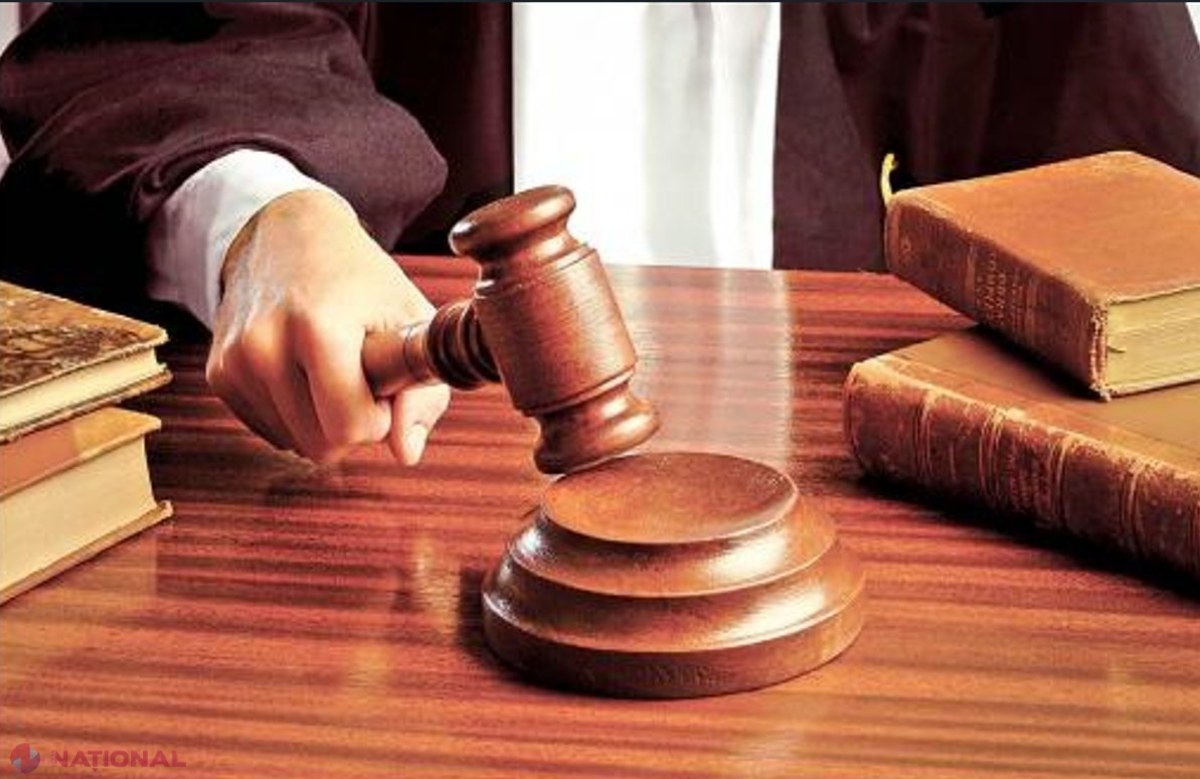 Trei JUDECĂTORI au ajuns pe banca acuzaților. Magistrații ar fi luat MITĂ pentru ca unii inculpați să obțină verdicte favorabile