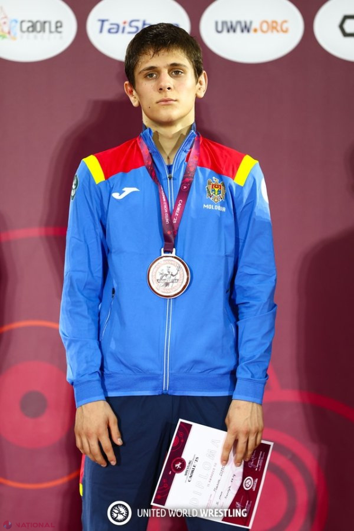 Luptătorii moldoveni strălucesc la Campionatul European U-20 cu patru medalii de bronz