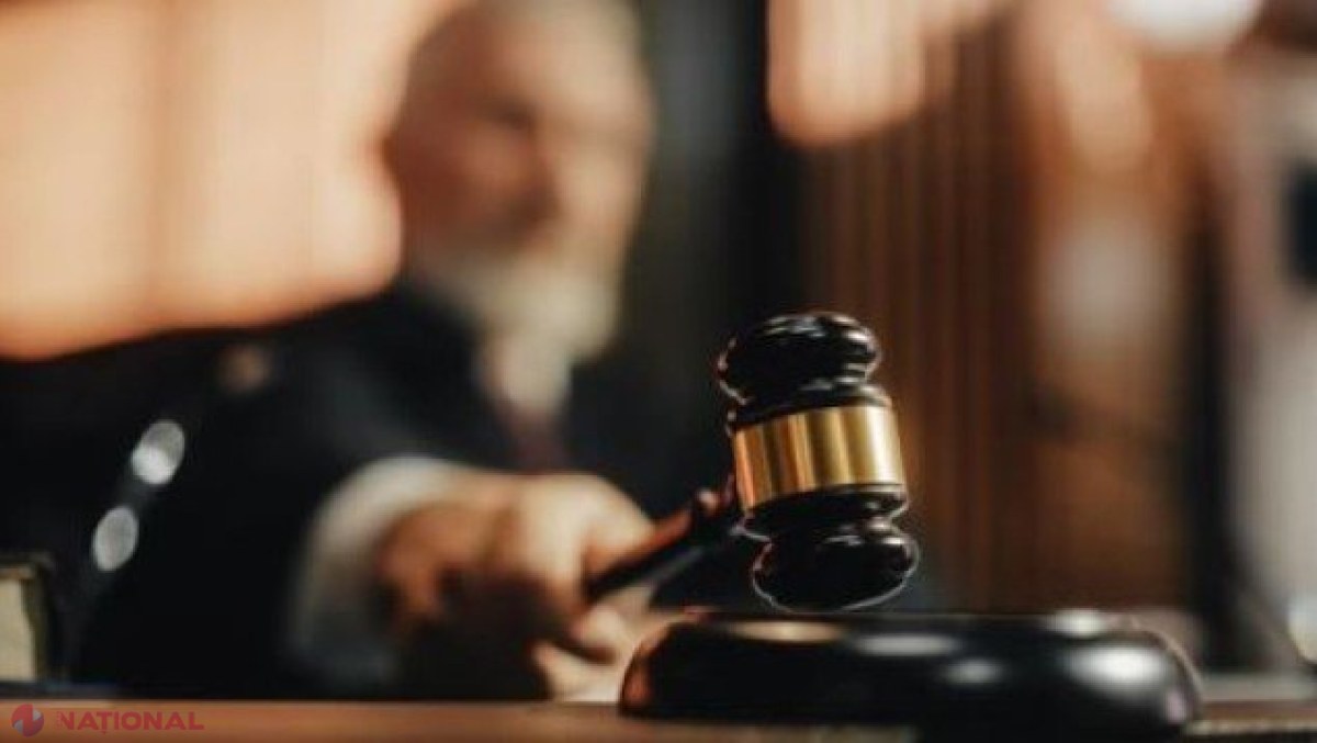 Pedolog condamnat pentru corupere pasivă: Închisoare cu suspendare și amendă de 300.000 de lei în Chișinău