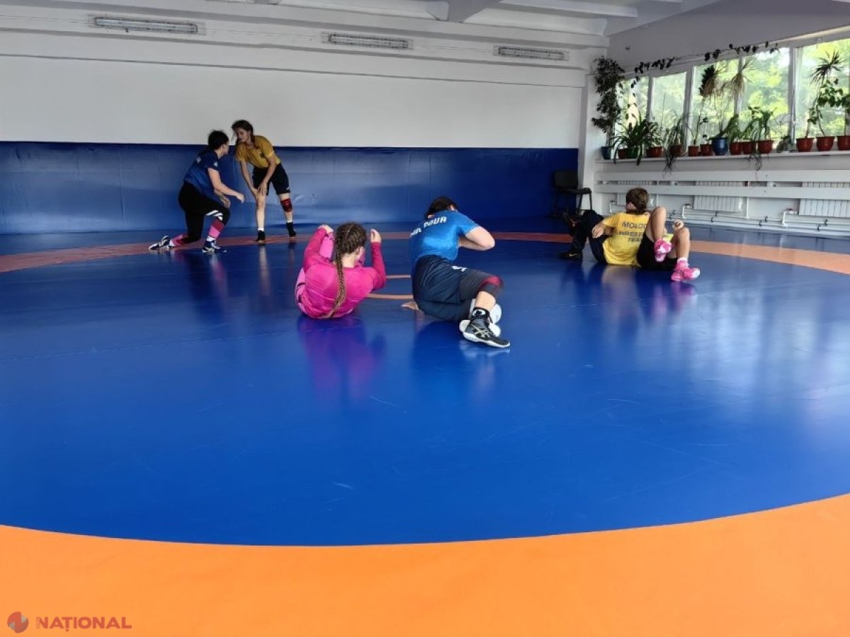 Saltea de antrenament modernă pentru viitoarele campioane de lupte de la Liceul Sportiv din Chișinău datorită Moldindconbank