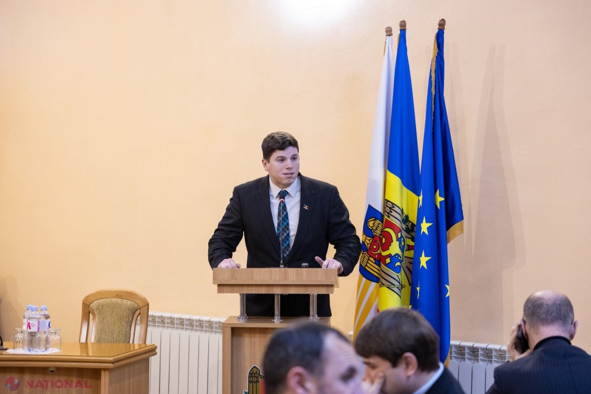 PAS cere demisia directorului interimar al „Spații Verzi” din cauza unui posibil conflict de interese cu firma SRL Flower Bloom