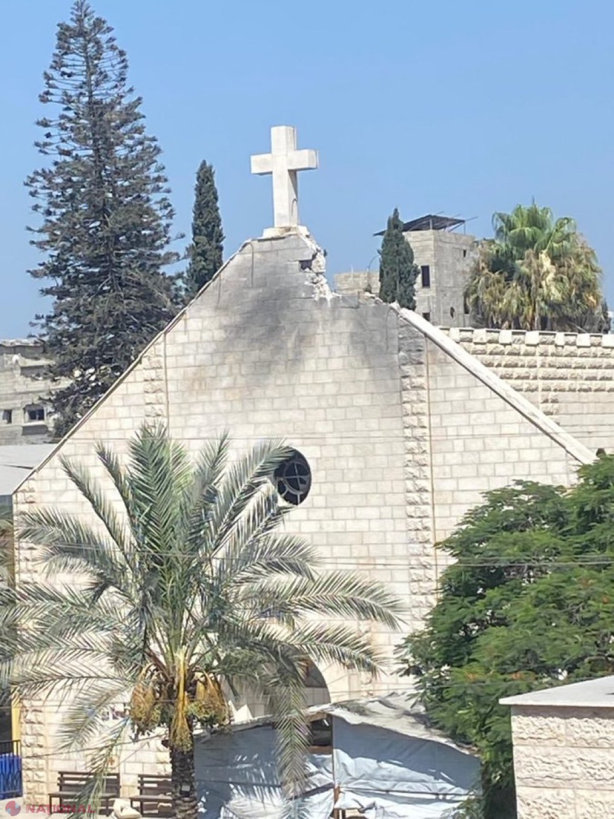 Raid aerian controversat: Atacul asupra bisericii catolice din Gaza, unde fostul papă Francisc suna zilnic, stârnește reacții internaționale