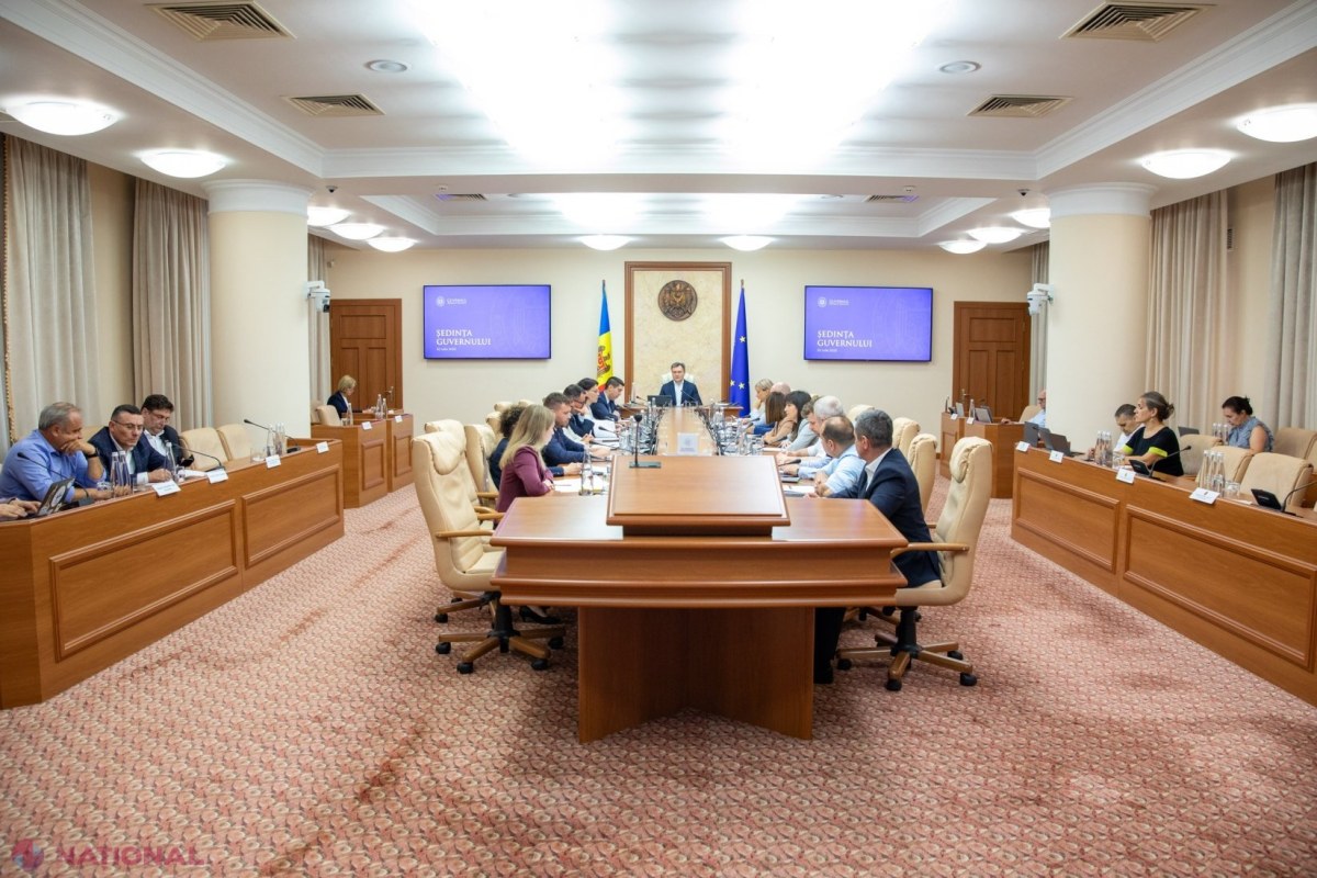 Sărbătoarea lucrătorilor din aviația civilă mutată oficial pe 24 iunie în onoarea debutului istoric al aviației în Moldova