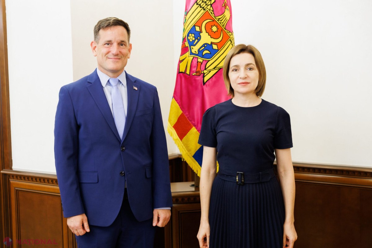 Maia Sandu se întâlnește cu noul însărcinat cu afaceri al SUA, Nick Pietrowicz, și discută consolidarea parteneriatului bilateral
