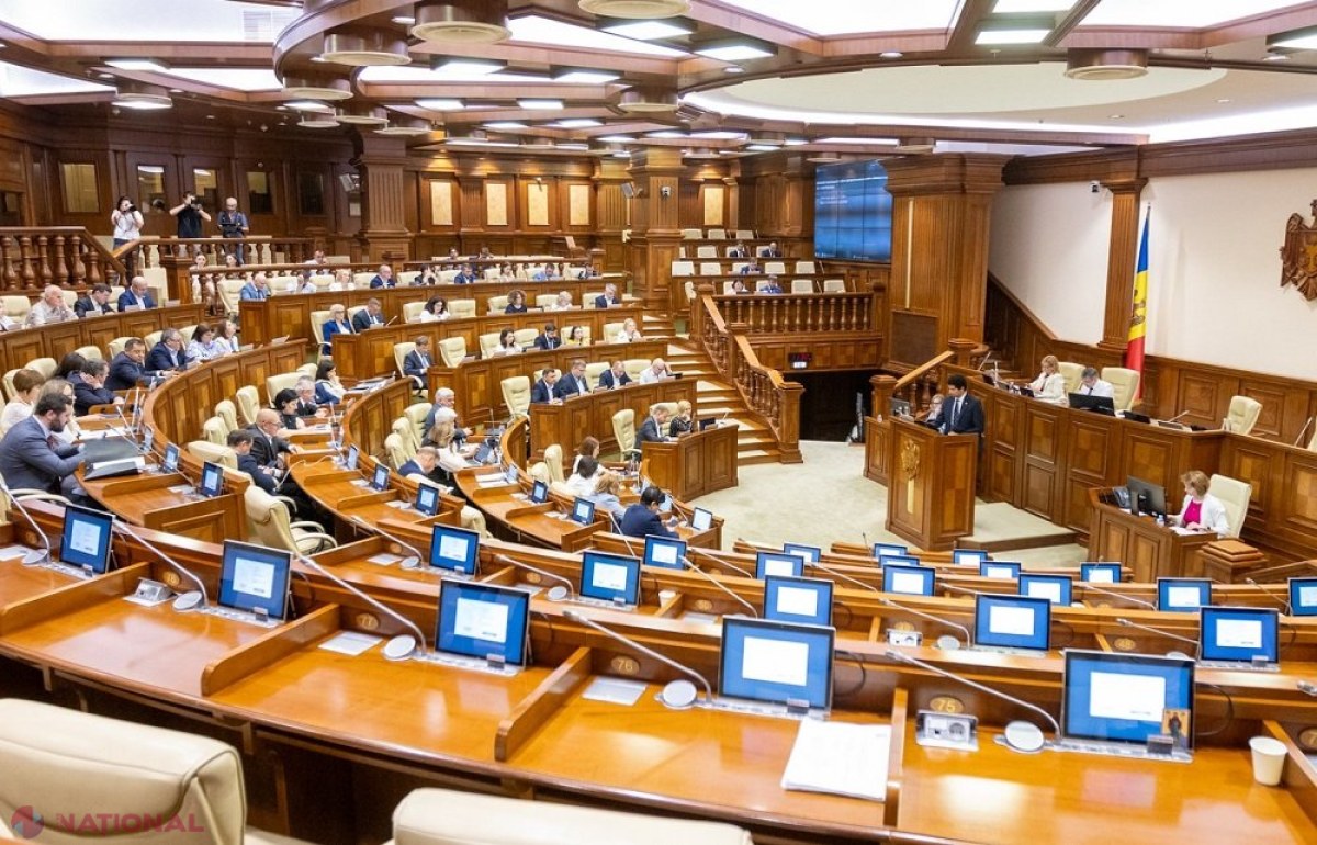 Parlamentul se întrunește pentru depunerea jurământului de către noii judecători ai Curții Constituționale pe 17 august