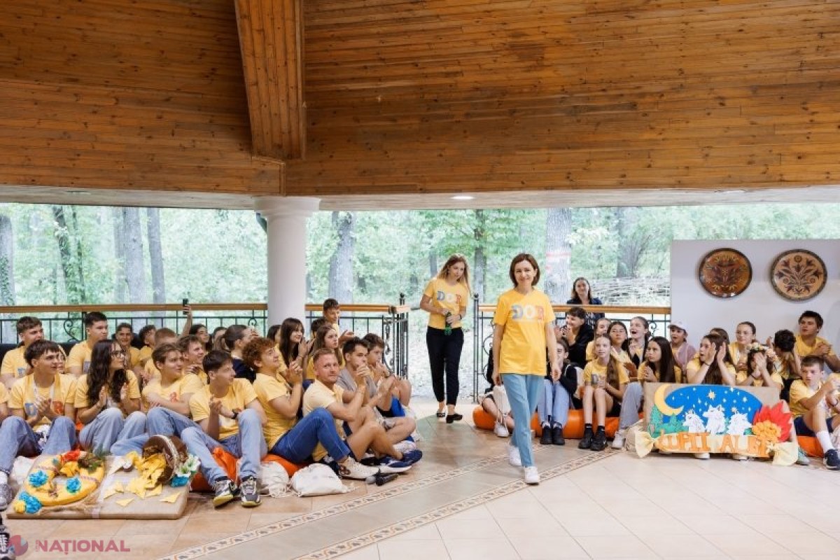 Maia Sandu a întâlnit tinerii din diaspora la tabăra DOR pentru a celebra legătura cu Moldova