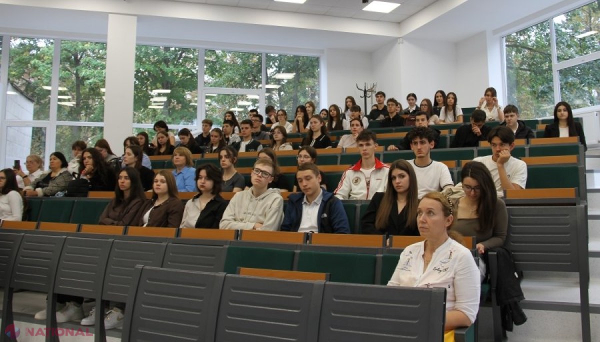 Elevii din UTA Găgăuzia și Taraclia descoperă trecutul dureros al represiunilor politice