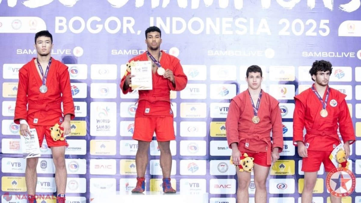 Stanislav Iuhnevici câștigă bronzul pentru Moldova la Mondialul de sambo din Indonezia