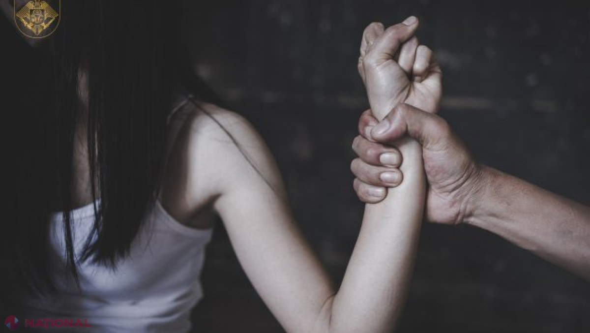 Teroare domestică în Căușeni: bărbatul acuzat de violență extremă asupra soției, după ce a stropit-o cu benzină și a incendiat-o