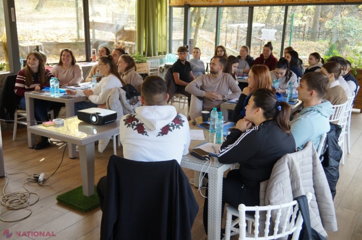 MEC și Banca Mondială sprijină debutanții din educație prin noi tabere de formare profesională