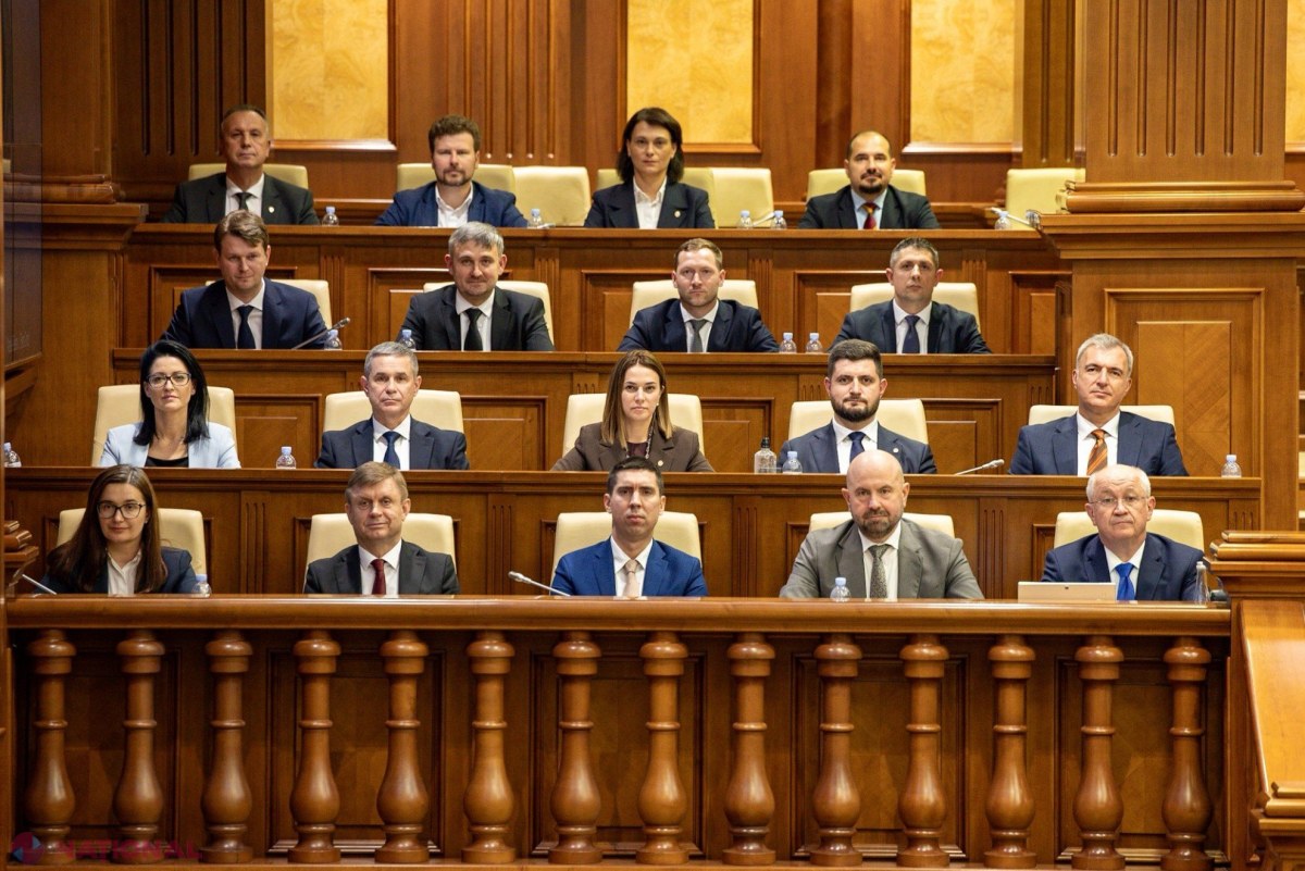 Alexandru Munteanu și noul Guvern depun jurământul pe 1 noiembrie la Președinție