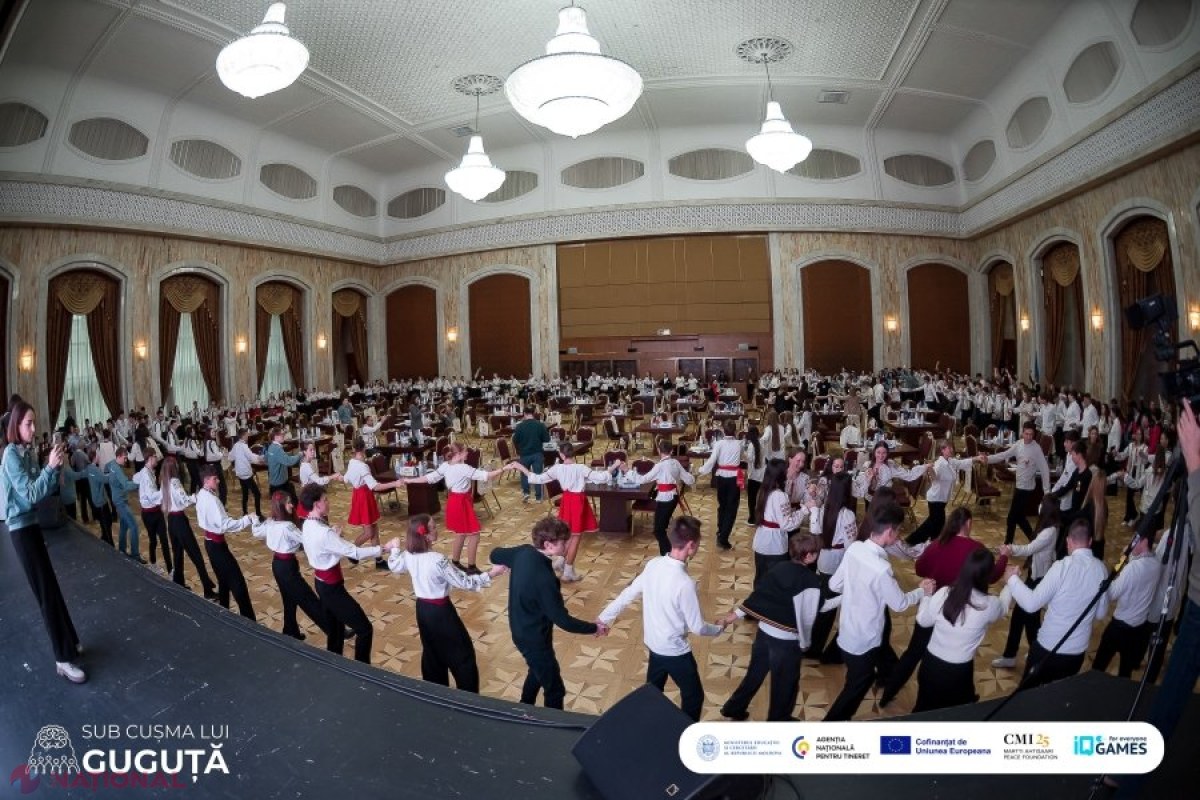 Peste 250 de tineri și-au testat inteligența la finala campionatului „Sub cușma lui Guguță” la Palatul Republicii