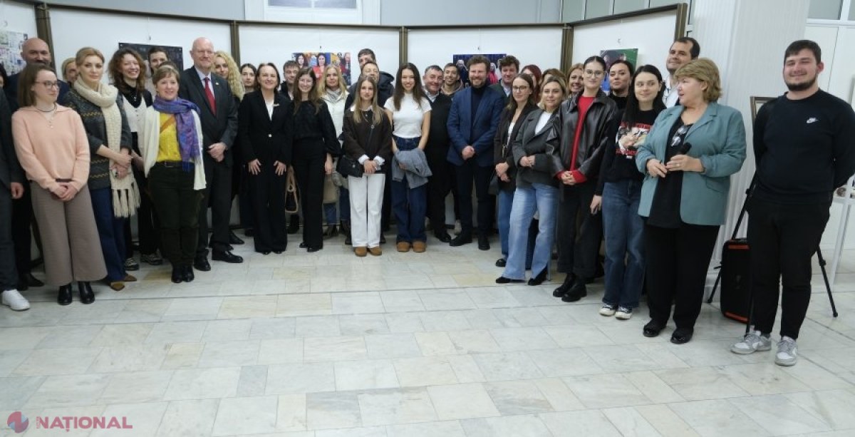 Dan Perciun laudă rolul vital al jurnaliștilor de investigație la expoziția Ziarului de Gardă dedicată Zilei Internaționale Anticorupție
