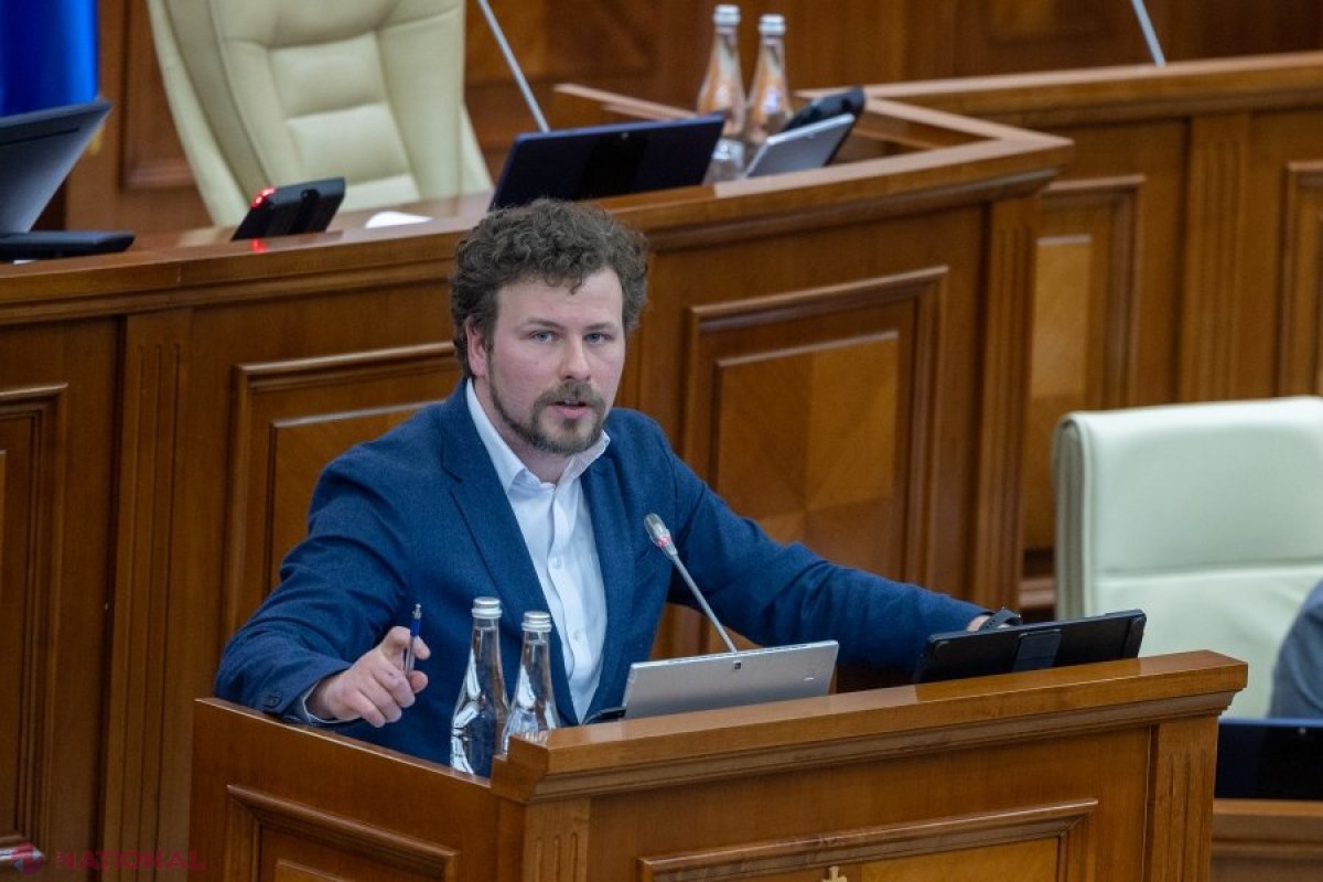 Parlamentul a votat în primă lectură reforma Codului Educației: școli reorganizate, note reintroduse și sprijin extins pentru profesori și elevi