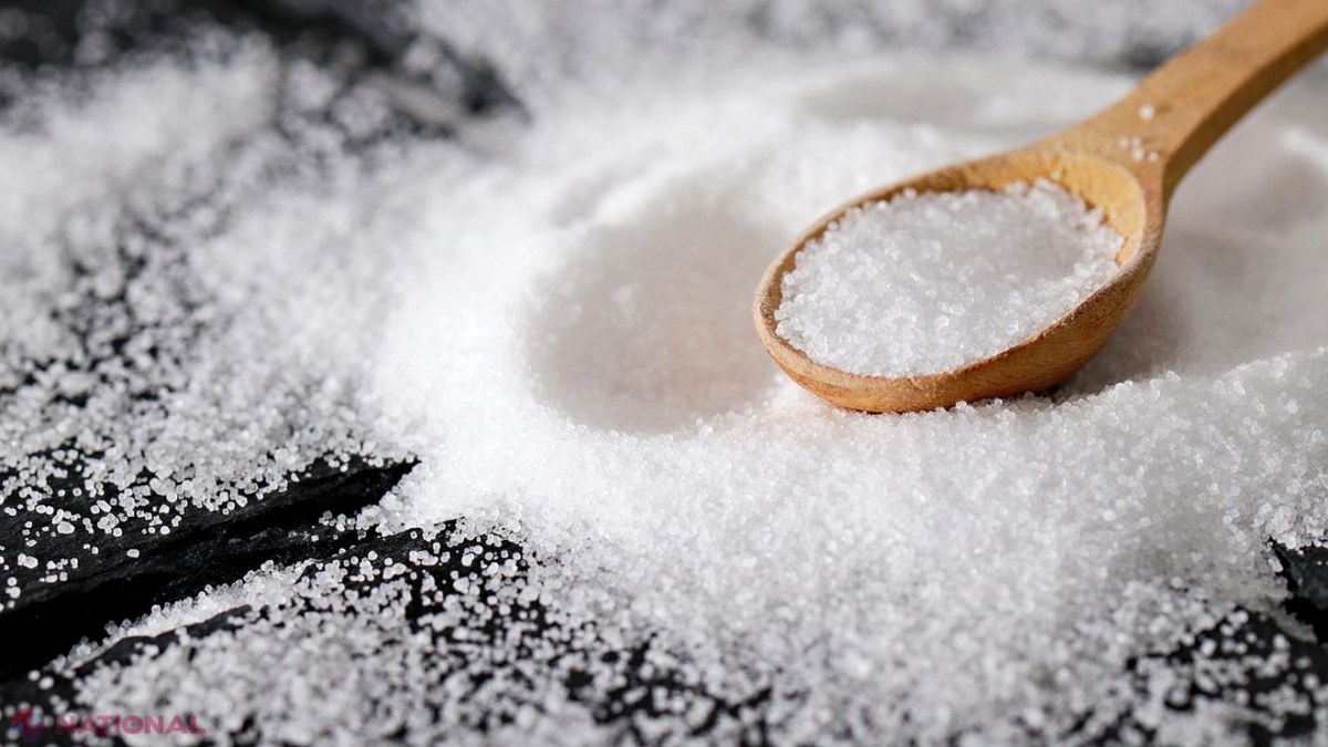 Studiu: sarea cu potasiu poate scădea tensiunea arterială, dar 70% din sodiu vine tot din alimente procesate