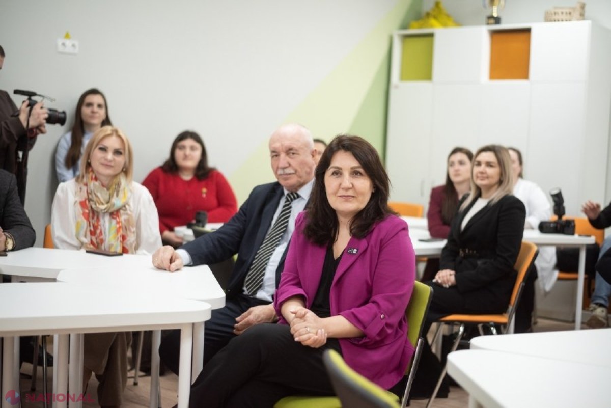 Liceul „Miron Costin” din Florești, a zecea Școală EduLIFE cu spații modernizate și produse de igienă menstruală gratuite pentru eleve