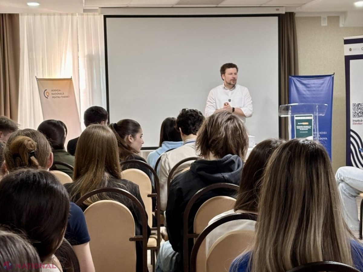 Dan Perciun, față în față cu reprezentanții elevilor la Adunarea Generală a Consiliului Național al Elevilor
