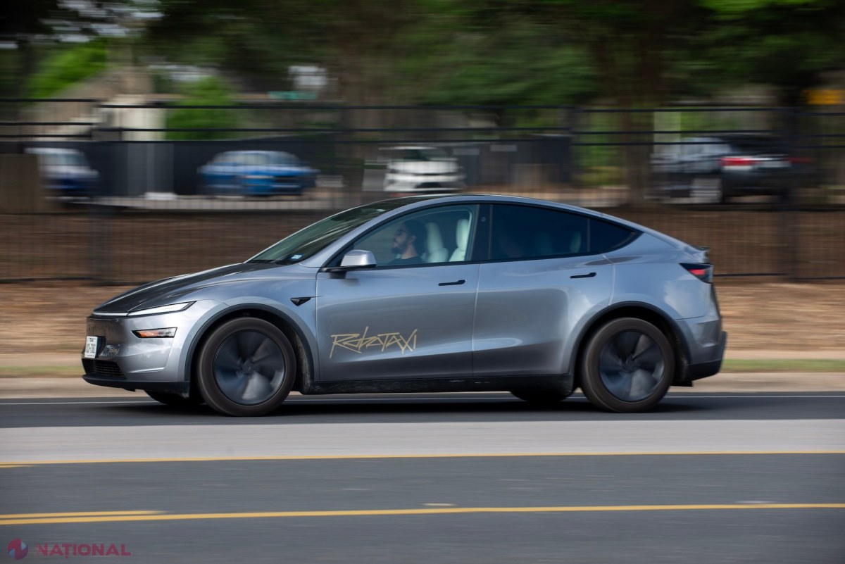 Tesla recunoaște două accidente Robotaxi conduse de teleoperatori la viteză redusă în Austin