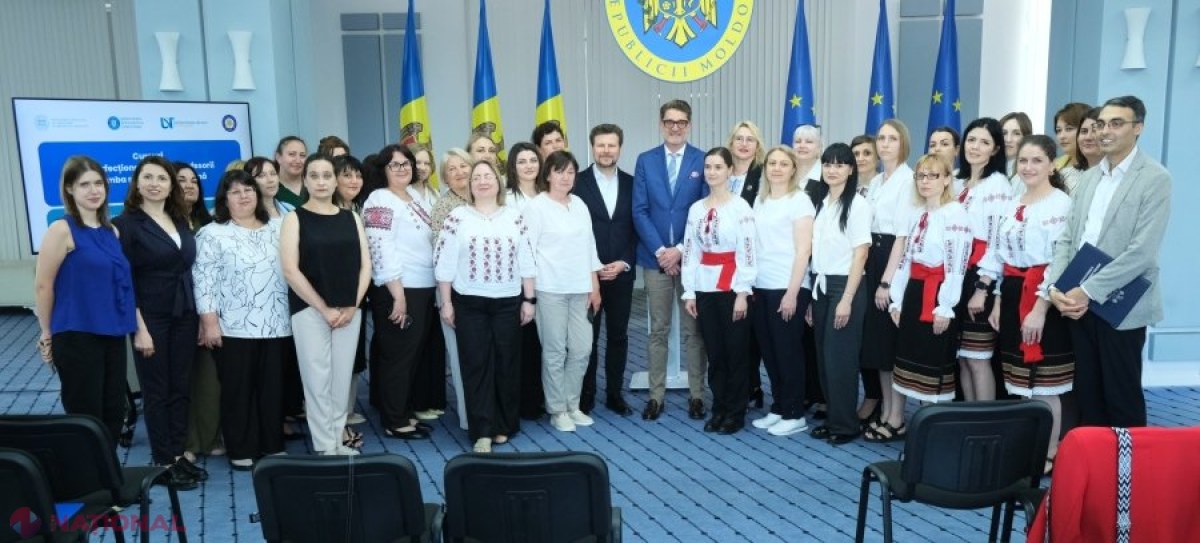 Profesorii de română din școlile minorităților naționale, trimiși la perfecționare în centre universitare din România
