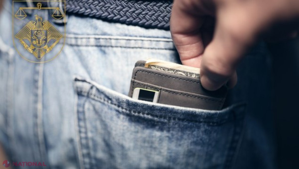 Recidivist de 24 de ani, condamnat la 8 ani de închisoare pentru două jafuri în centrul Chișinăului