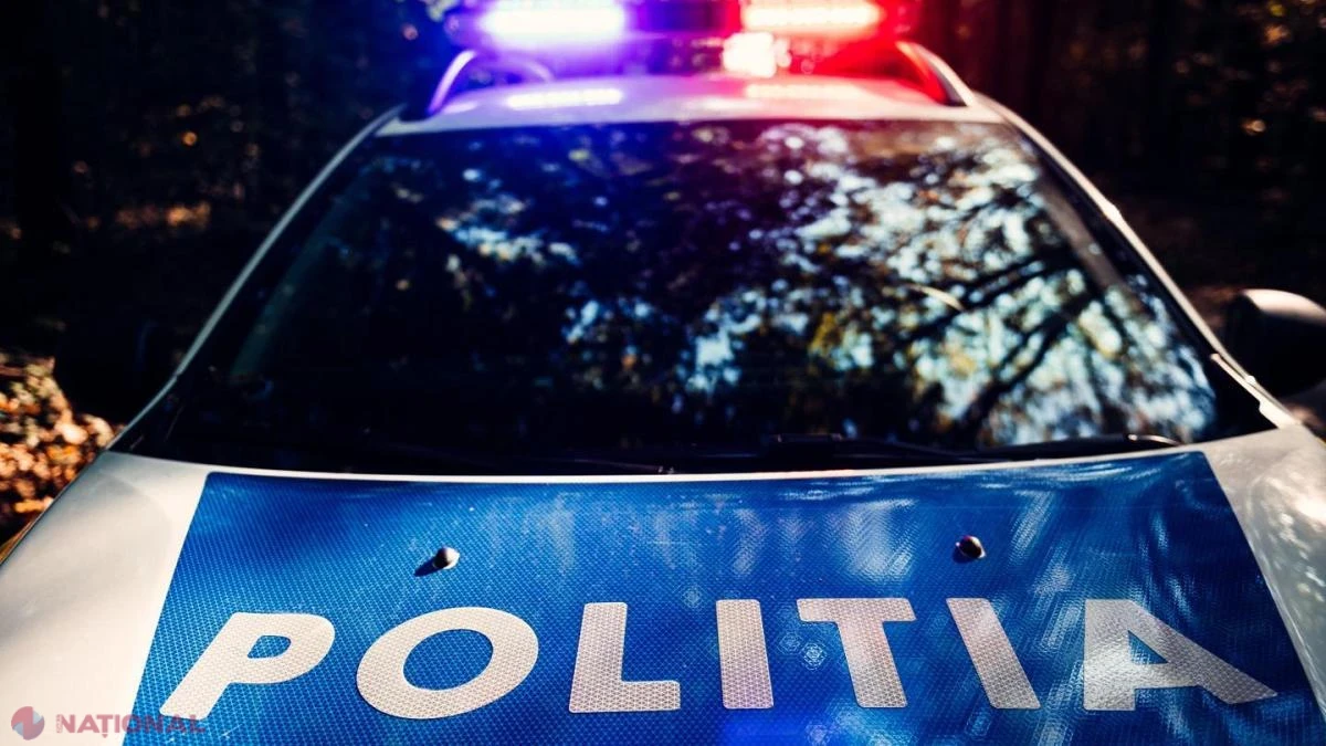 Șoferul de TIR care a lovit mașina de poliție pe DN 1 și s-a baricadat în cabină la Bușteni a fost reținut 24 de ore