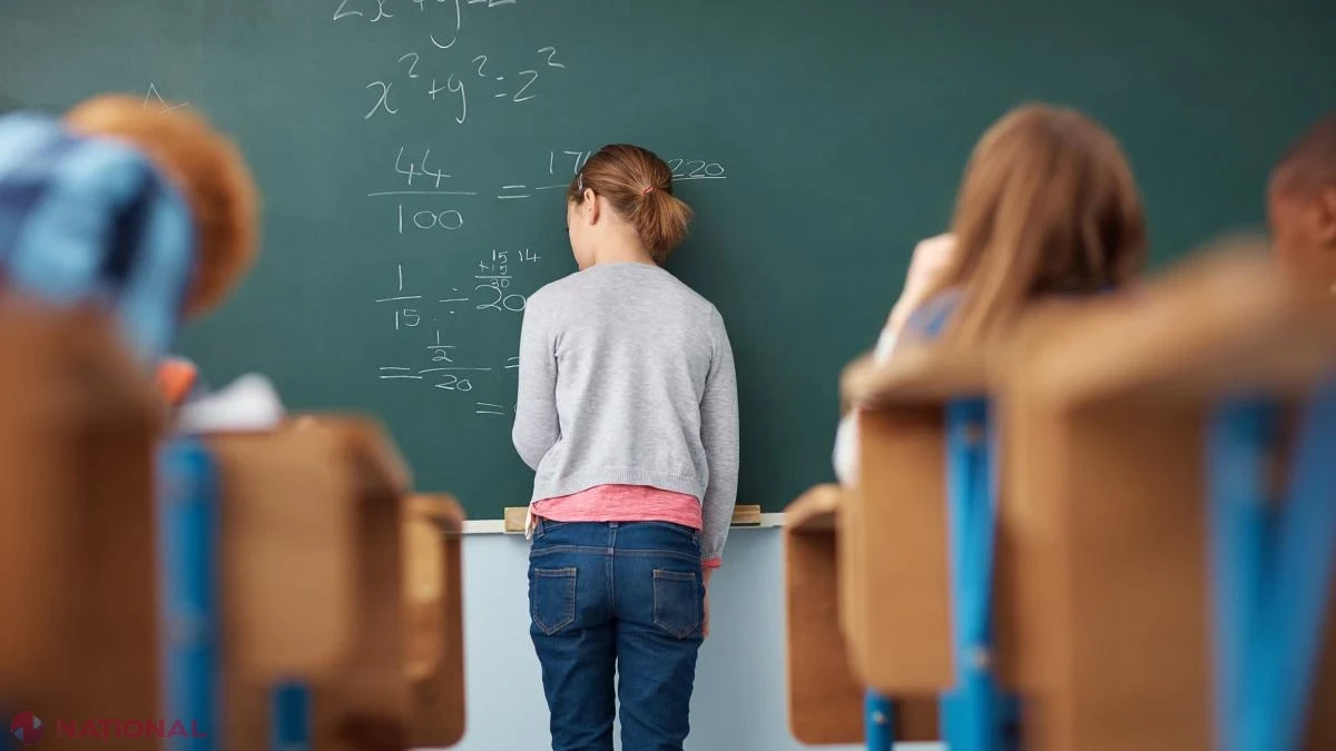 Telefonul, de la TikTok la „enciclopedie la purtător”: cum poate școala combate analfabetismul funcțional și exodul profesorilor