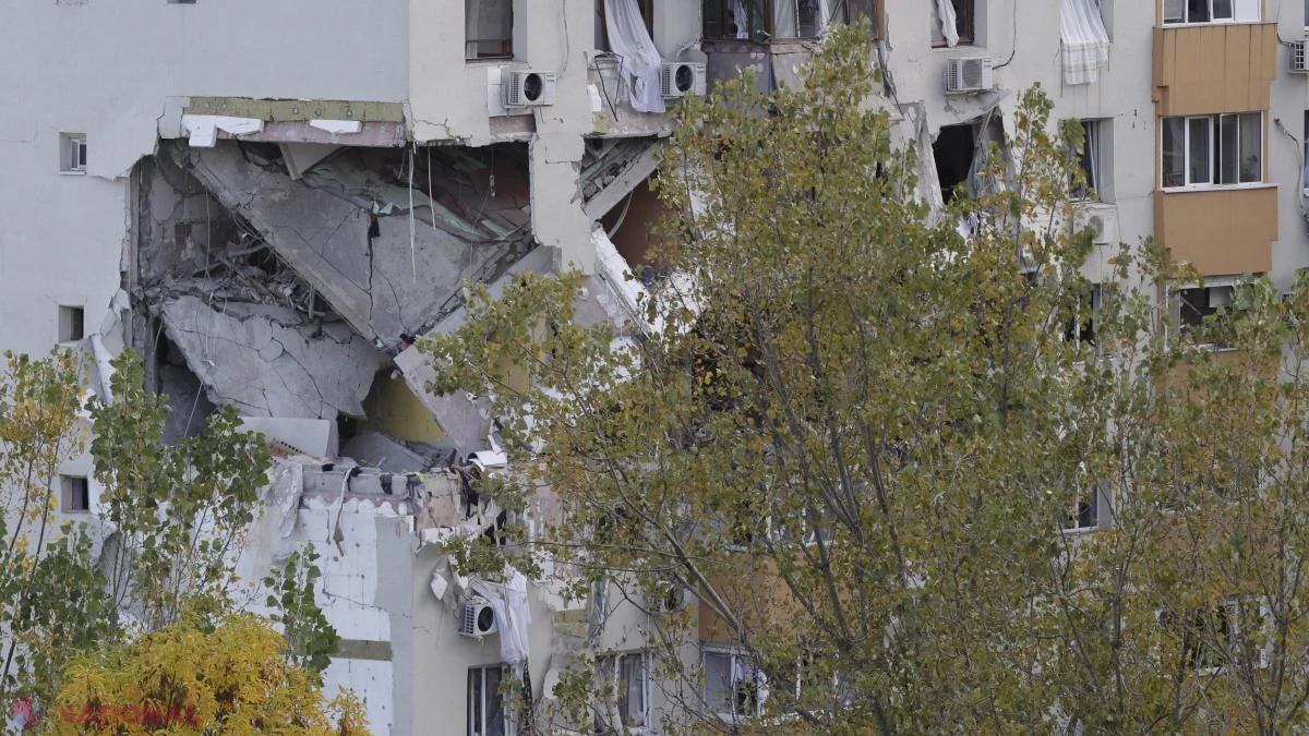 După aproape un an de la explozia din Rahova, blocul distrus intră în lucrări de punere în siguranță