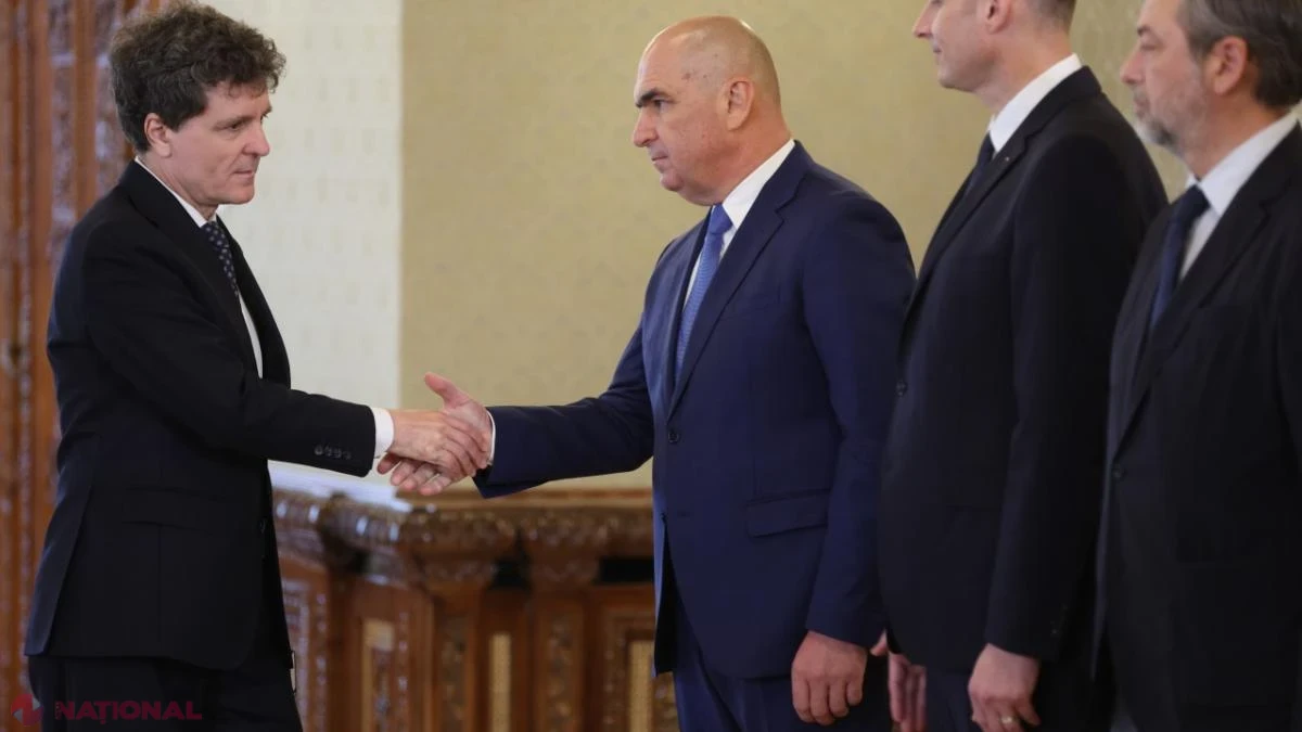 PNL și USR propun declarații publice de interese financiare pentru toți demnitarii și șefii instituțiilor-cheie
