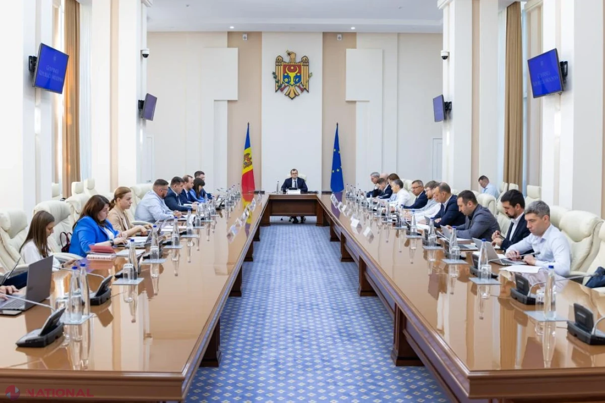 Guvernul instituie stare de alertă energetică și hidrologică și anunță pachet de măsuri pentru securitatea carburanților în Moldova