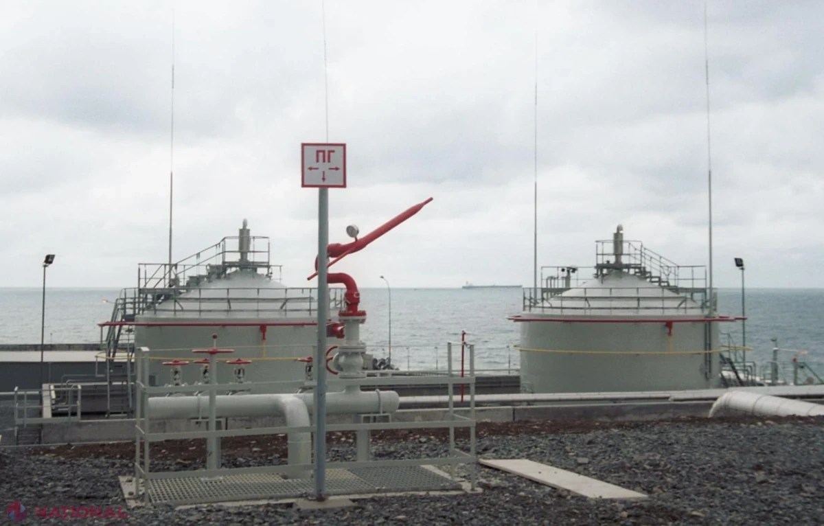 Atac cu drone asupra a două petroliere la terminalul CPC din Marea Neagră opreşte din nou exporturile de ţiţei, în timp ce Ucraina loveşte în serie depozitele Wildberries din Rusia